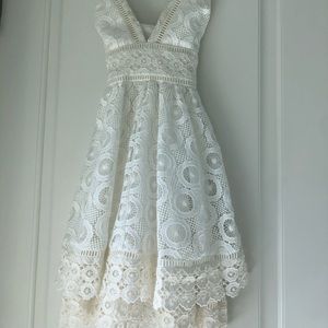 Lovers + friends mini dress *WITH TAG NEVER WORE*